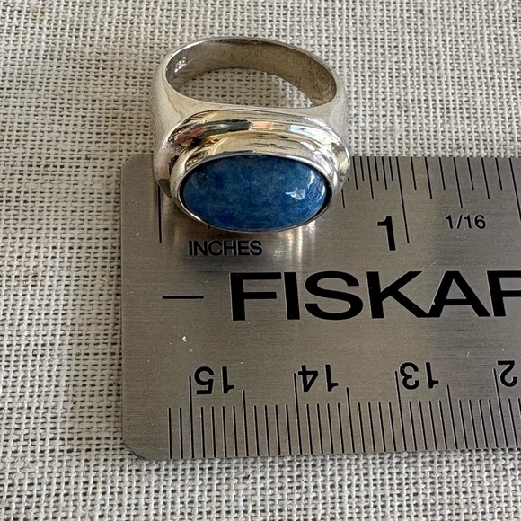 Sterling Silver & Denim Lapis Cabochon Ring - Picture 11 of 12